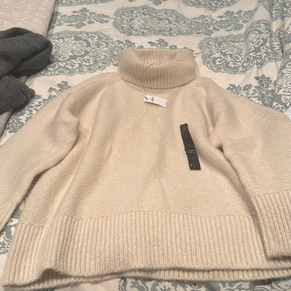 Cowl next sweater
